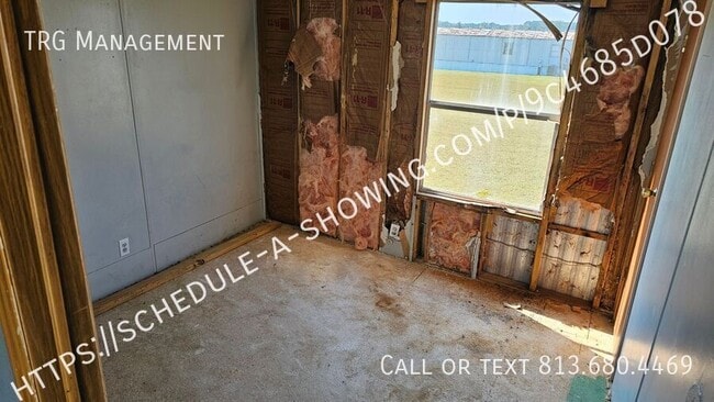 Building Photo - 128 Pompano Dr
