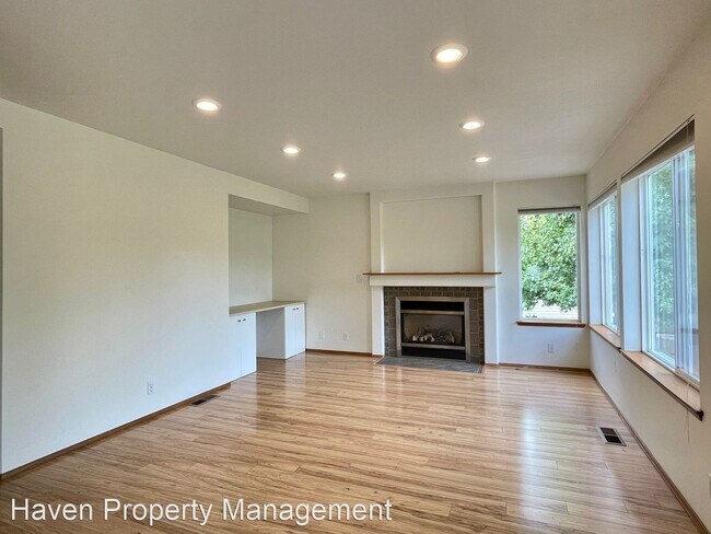 Building Photo - 4 br, 2.5 bath House - 31414 117th Pl SE