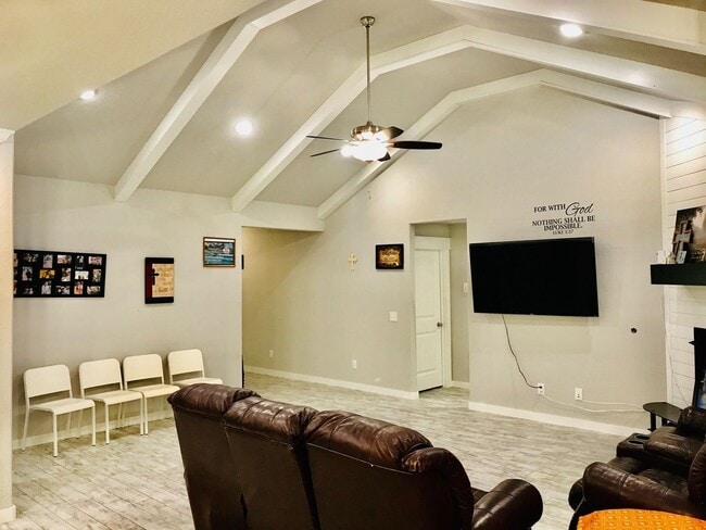 Foto del edificio - 1224 Bradley St