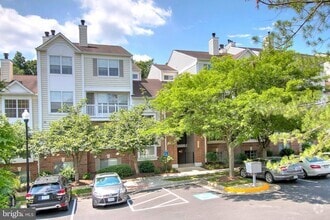 Building Photo - 46895 Eaton Terrace