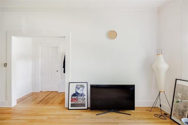 Foto del edificio - 902 E 13th St