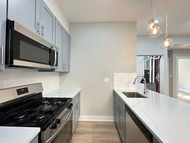 Foto del edificio - 442 W Belden Ave
