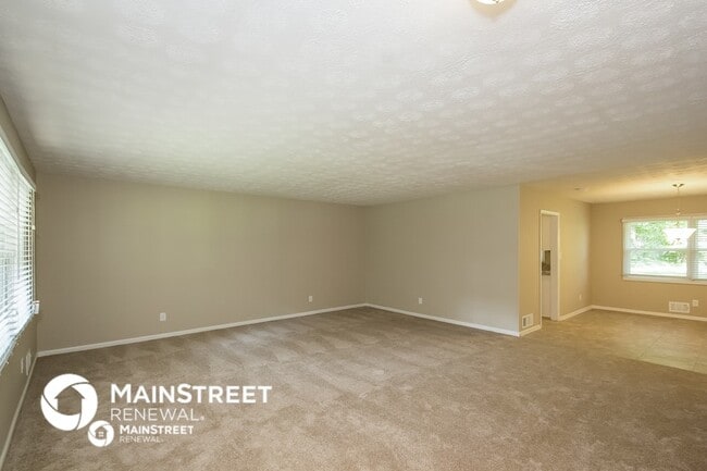 Foto del edificio - 6207 Newberry Ln