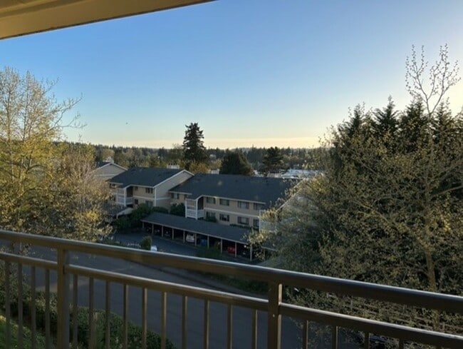 Foto del edificio - 3811 130th Ln SE