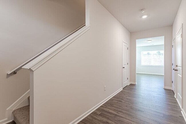 Building Photo - END UNIT!! Brand New Townhome in Peachtree...