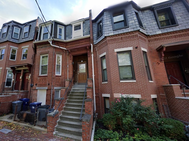Building Photo - 23 Highland Park Ave