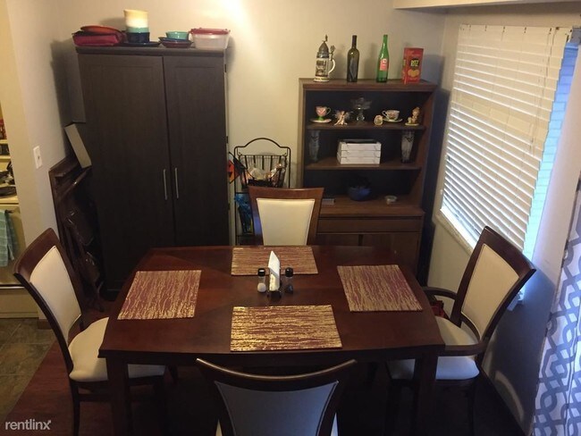 Foto del edificio - 8179 Ohio River Blvd