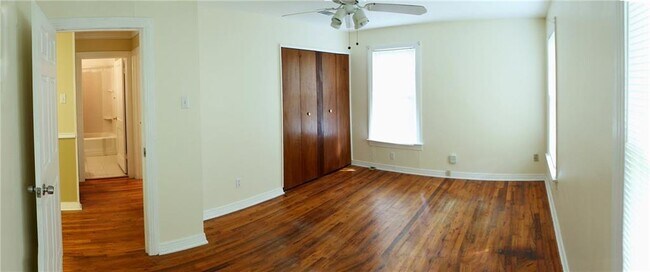 Building Photo - 6011 Sheridan Ave