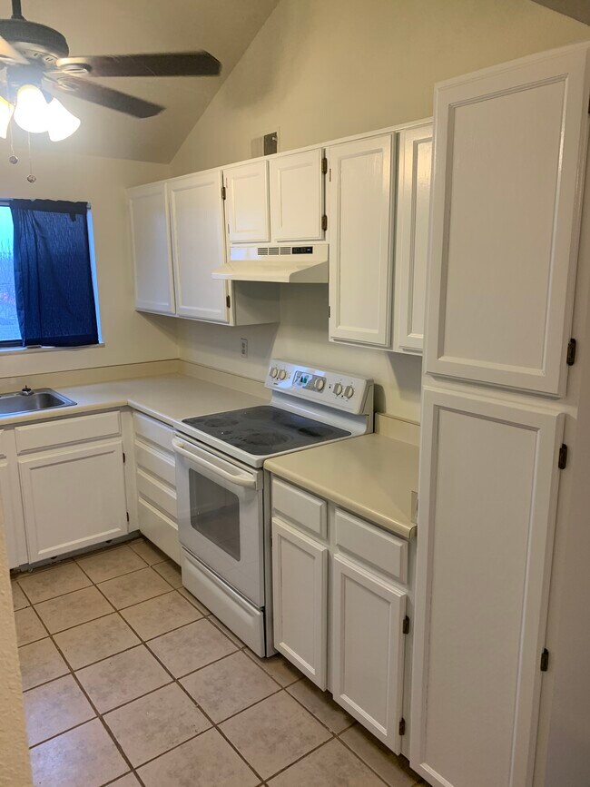 Foto del edificio - 3516 S Depew St