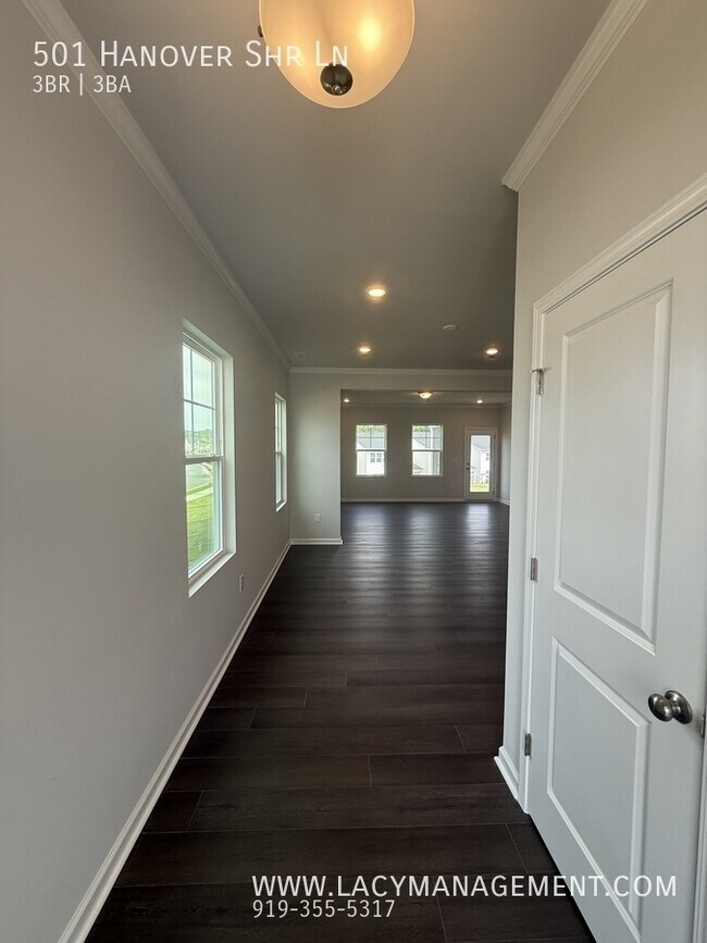 Building Photo - 501 Hanover Shr Ln