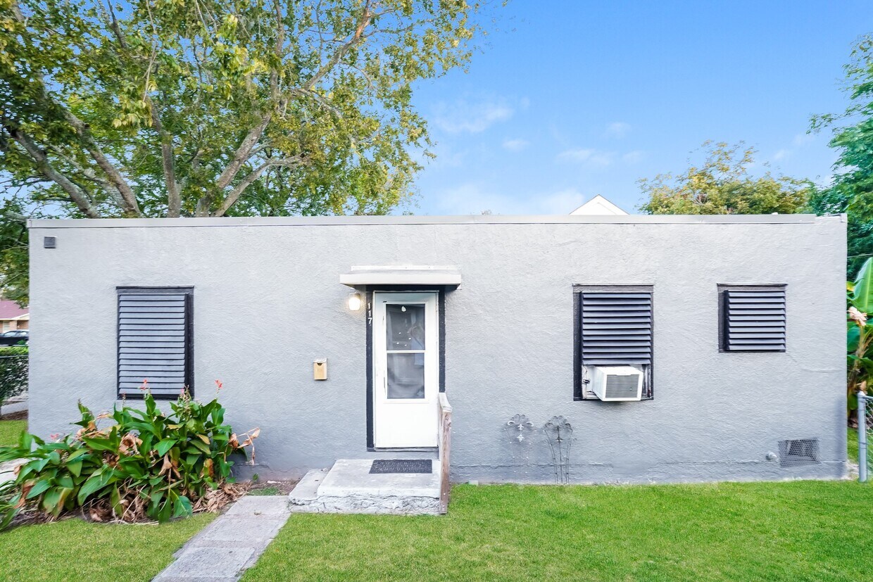 Foto principal - 117 6th Ave N