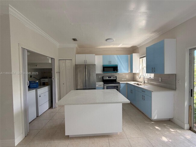 Foto del edificio - 1512 SE 31st Ct