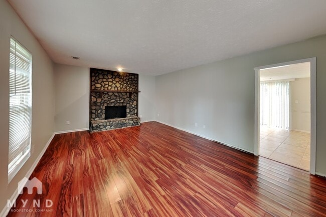Building Photo - 785 Edenton Ct