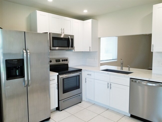 Foto del edificio - 3731 Westheimer Pl Dr