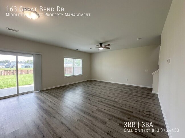 Foto del edificio - 163 Great Bend Dr