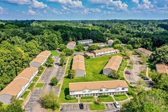 Building Photo - Canopy Pointe Townhomes