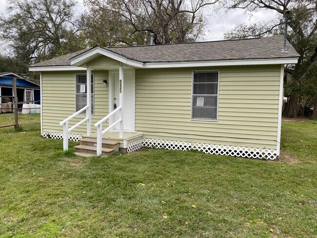 Exterior - 5221 Haywood St