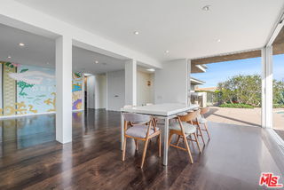 Building Photo - 686 Enchanted Way