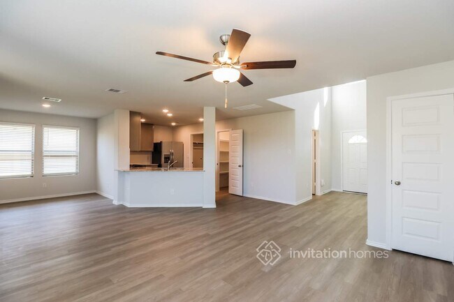 Building Photo - 11015 Inflow Dr