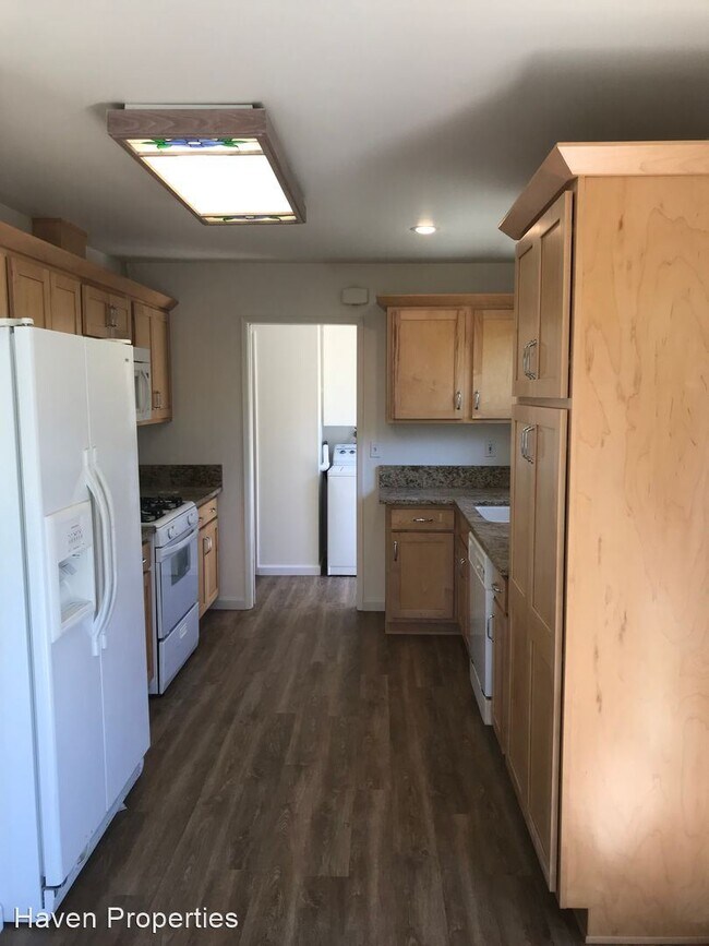 Foto del edificio - 3 br, 1.5 bath House - 1860 Pinecove Dr.
