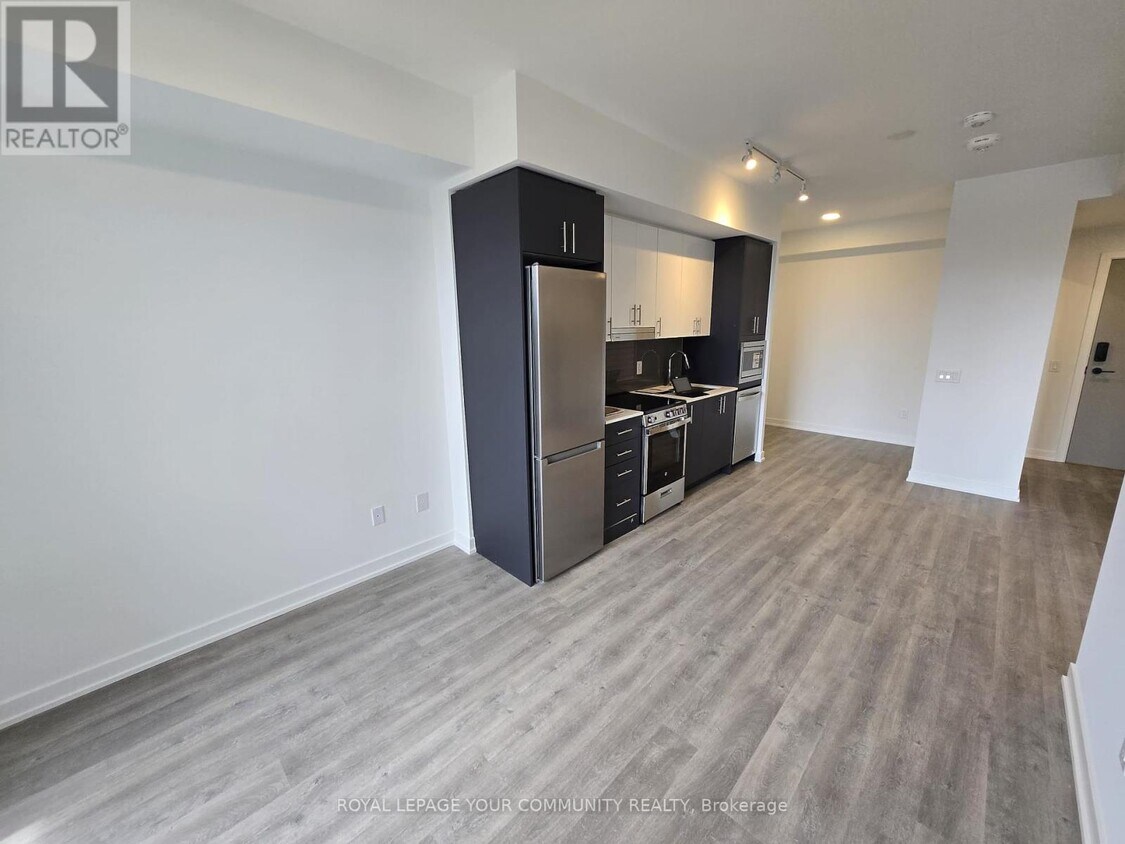 Photo principale - 5105-5105 Hurontario St