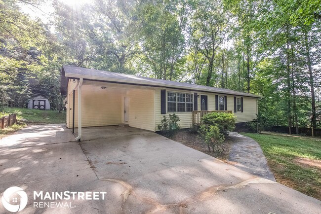 Foto del edificio - 399 Shady Brook Dr