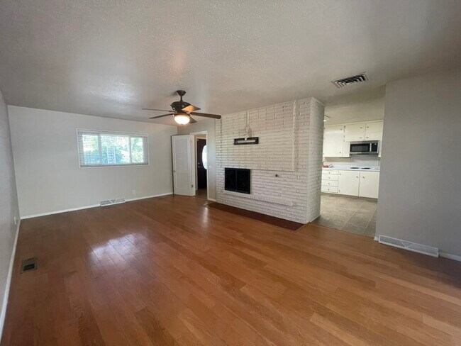 Foto del edificio - 7208 Pickard Ave NE