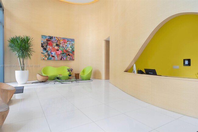 Foto del edificio - 501 NE 31st St