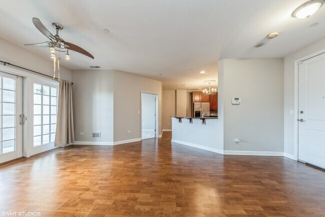 Building Photo - 50 N Plum Grove Rd