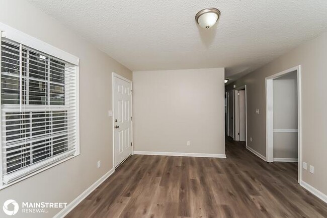 Building Photo - 18 MOONGLOW DR, BIRMINGHAM, AL 35215