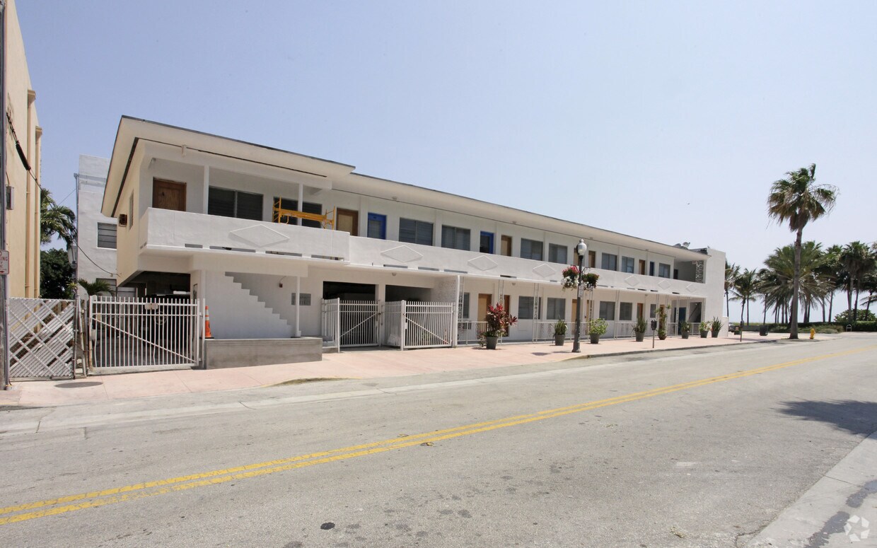 Building Photo - Ocean Front Apartments