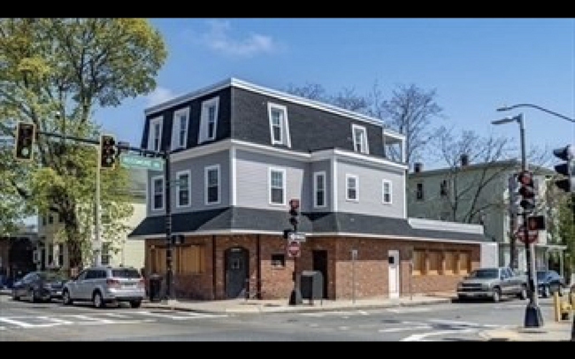 Building Photo - 9 Rossmore Rd
