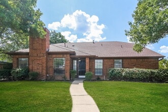 Building Photo - 927 Aspen Dr