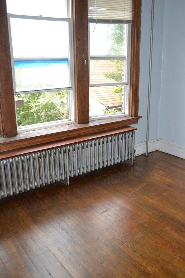 Building Photo - 3717 W Belden Ave