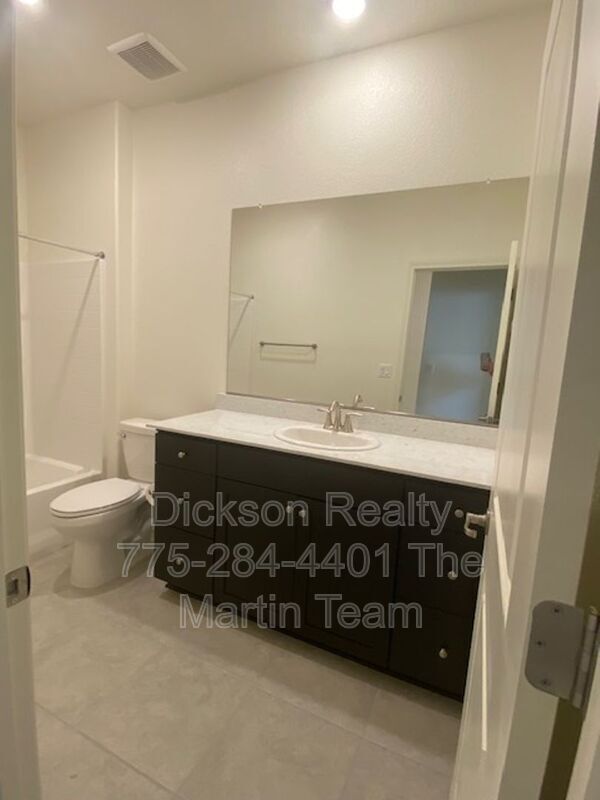 Building Photo - 2021 Maradona Dr