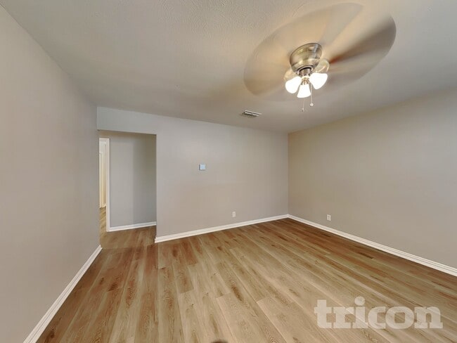 Foto del edificio - 902 Woodbrook St
