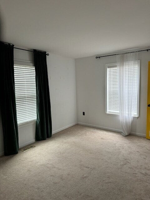 Building Photo - Room for rent - includes all utilities, in...