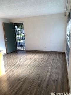 Building Photo - 1669 Kewalo St