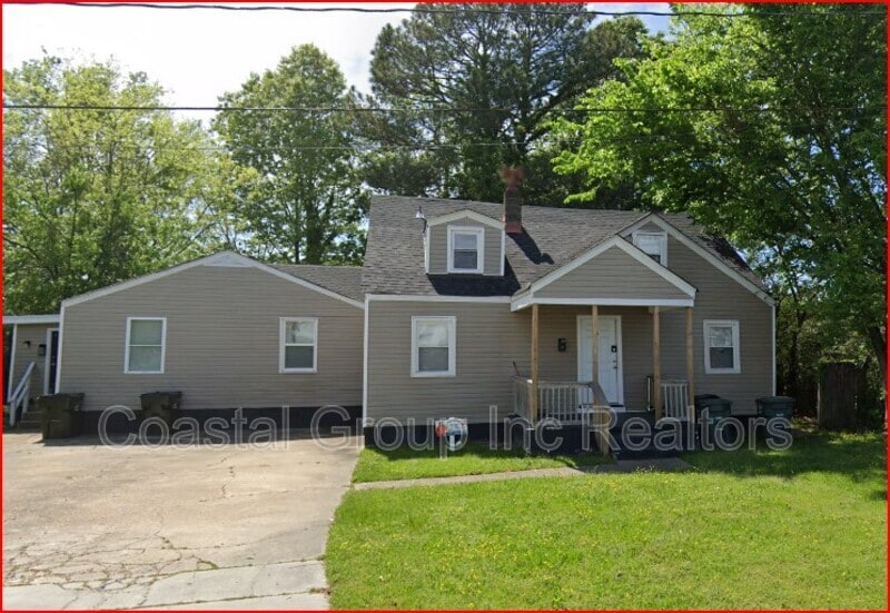 Primary Photo - 1551 Spruce St