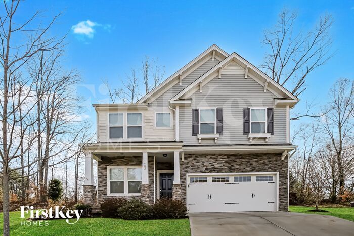 Primary Photo - 1682 Pinnacle Oaks Dr