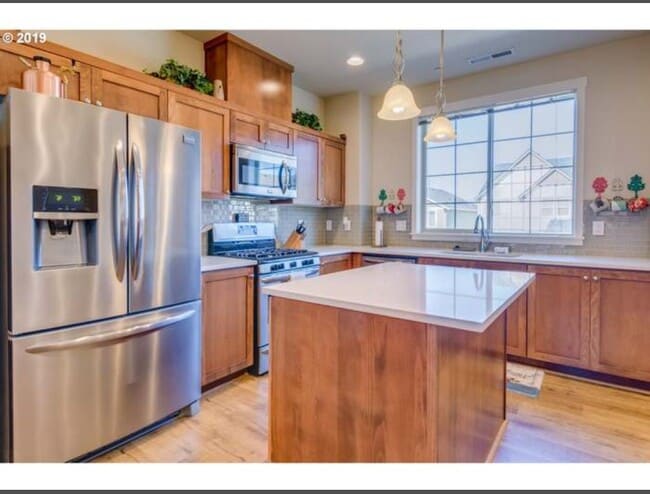 Building Photo - 13226 SW Aubergine Ter