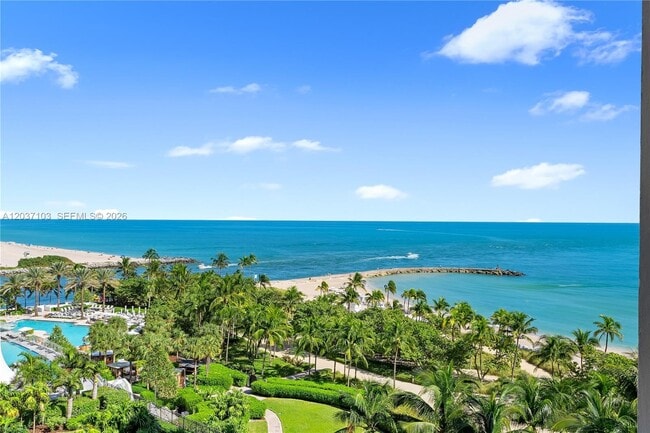 Foto del edificio - 10275 Collins Ave