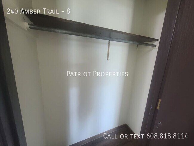 Building Photo - 240 Amber Trail