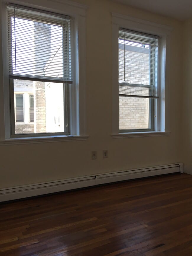 Building Photo - 1673 Commonwealth Ave
