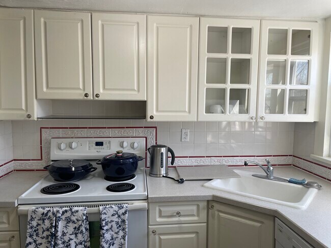 Cocina totalmente equipada - 123 Huguenot St