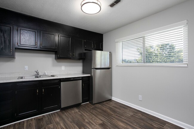 Interior Photo - Monarch Apartments