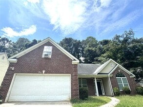 Building Photo - 5736 Lakeside Dr
