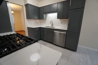 Building Photo - 1613 Leytonstone Dr