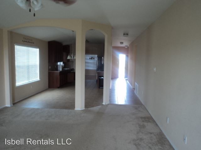 3 Br 2 Bath House 5406 Milky Way Ave House For Rent In