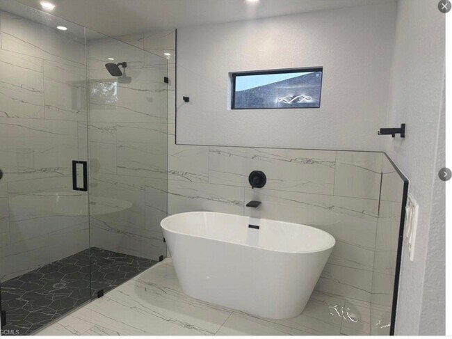 Foto del edificio - 2803 49th St W